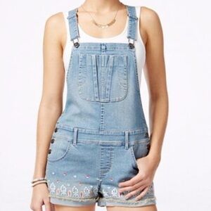 American Rag Light Wash Embroidered Red Blue White Shortall Overalls